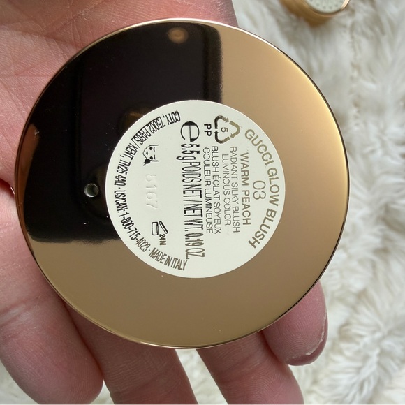 Gucci Glow Blush warm peach 03 - Picture 4 of 4